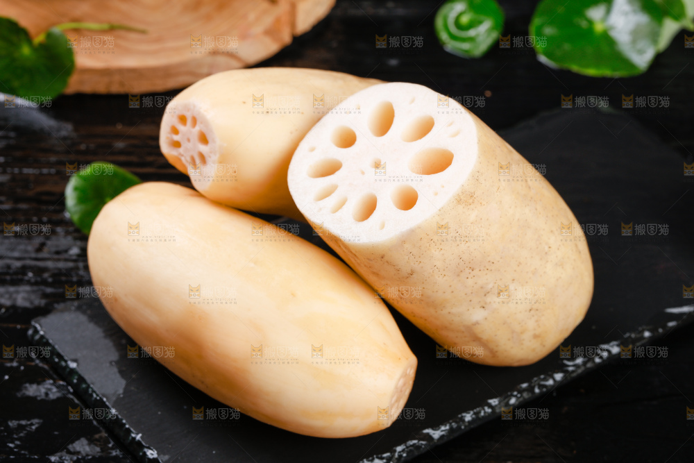 黑底上的莲藕