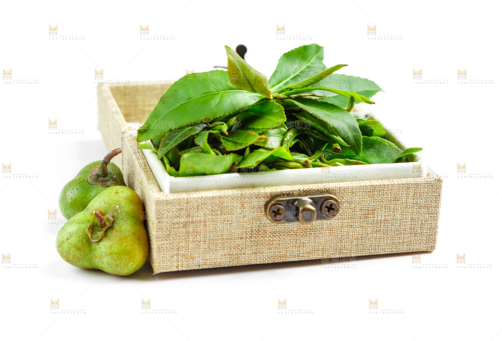 盒子里的新鲜茶叶
