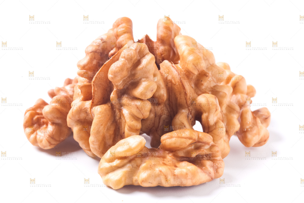 白底上的新疆核桃