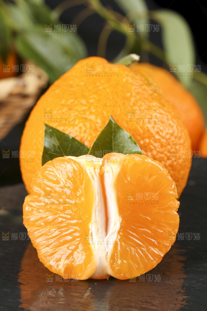 石板上的椪柑