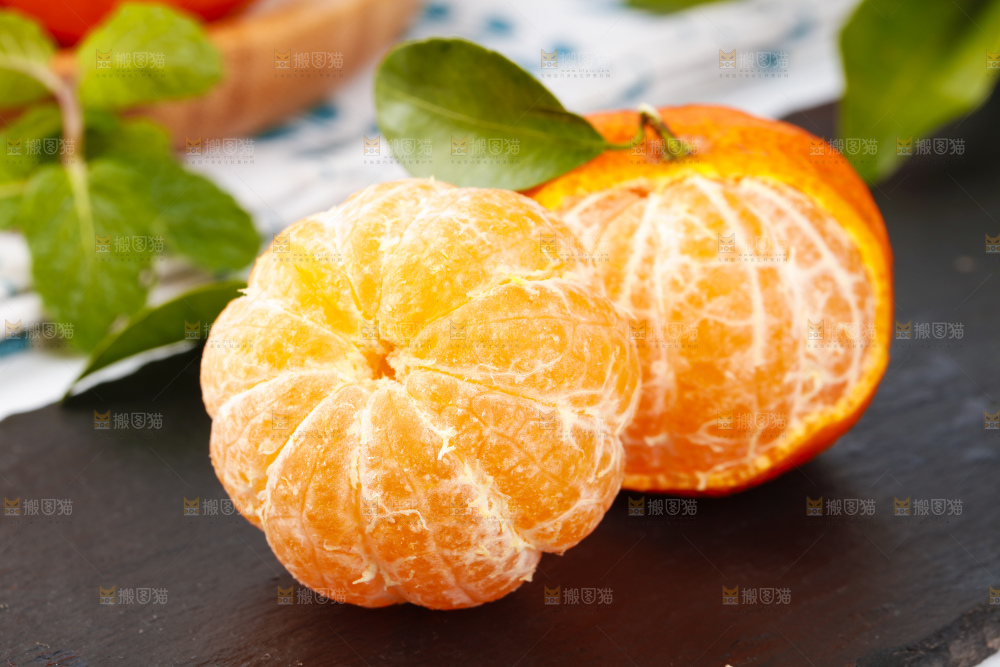 黑石板上的广西砂糖橘
