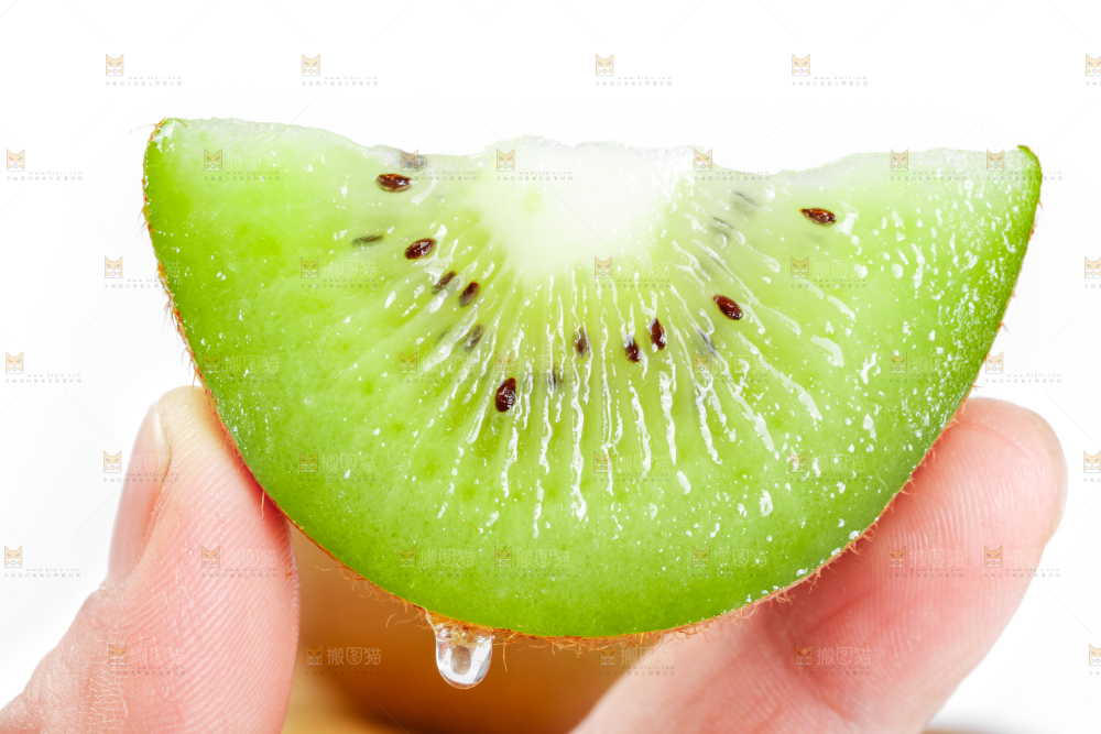 白底上放着猕猴桃