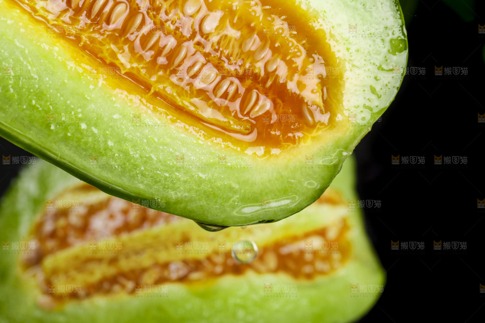 切开的博洋9号甜瓜