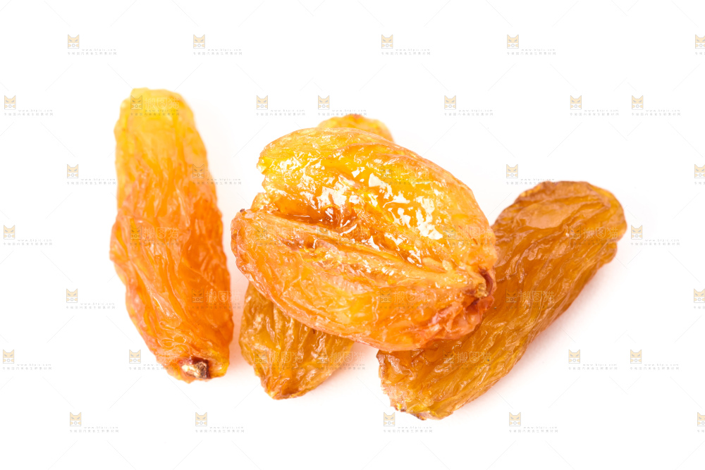 白底上放着树上黄葡萄干