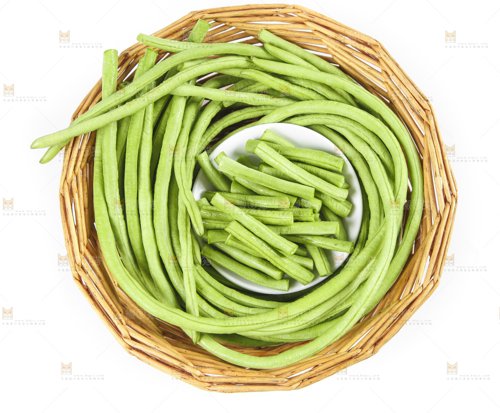 篮子里装着豇豆