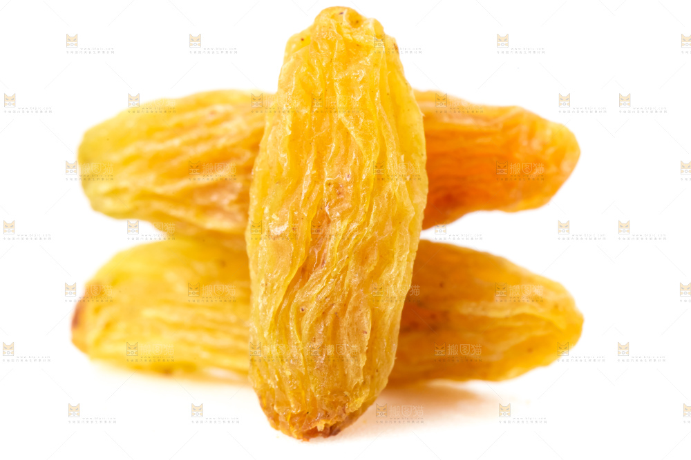 白底上摆放着绿葡萄干