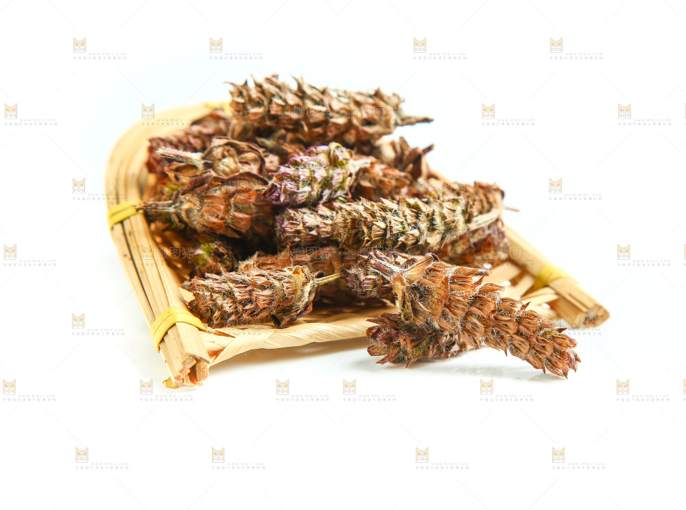 白底上放着夏枯草