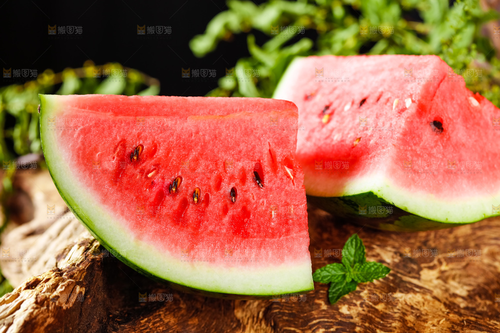 深底上摆放着8424麒麟瓜