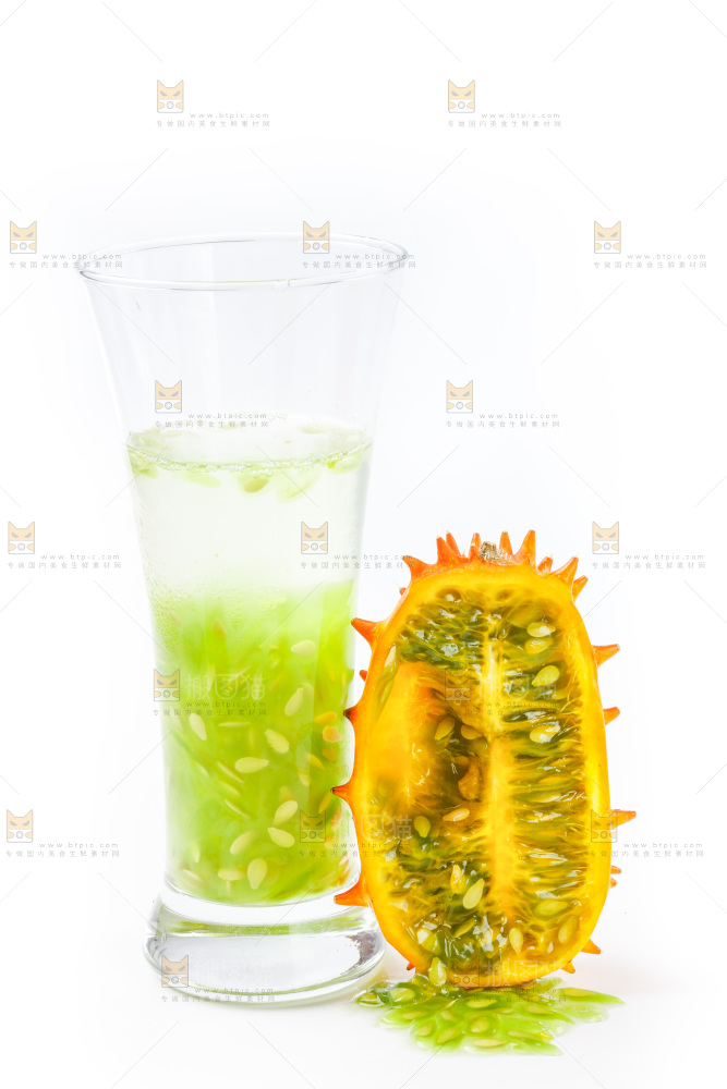 杯子里装着火参果果汁