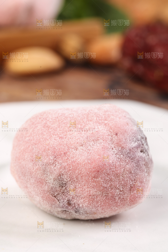 石板上的草莓味奶枣