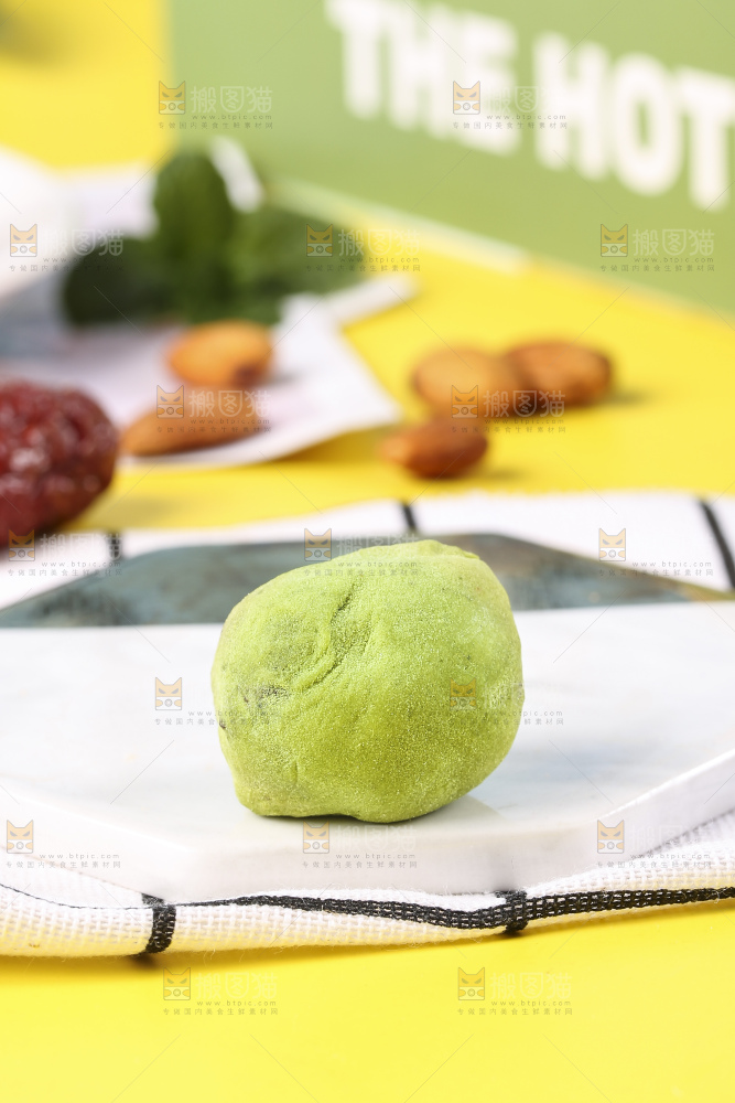 石板上的抹茶味奶枣