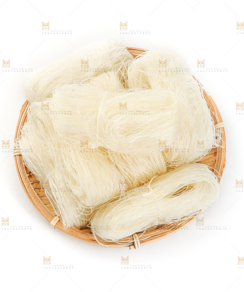 竹篮里放着粉丝
