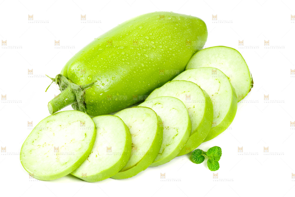 白底上放着青茄子