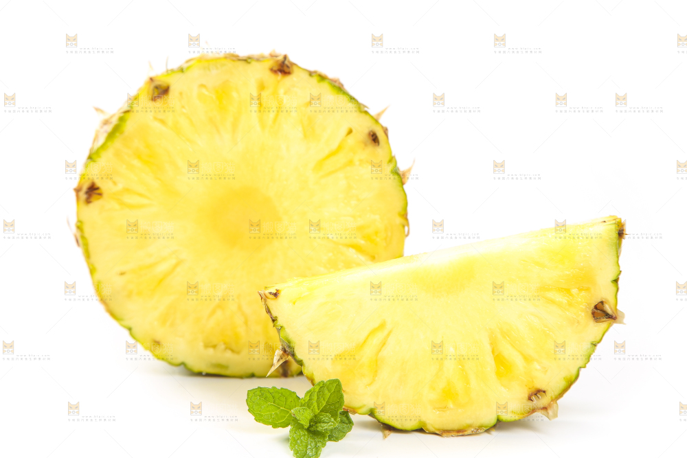 白底上的凤梨切块