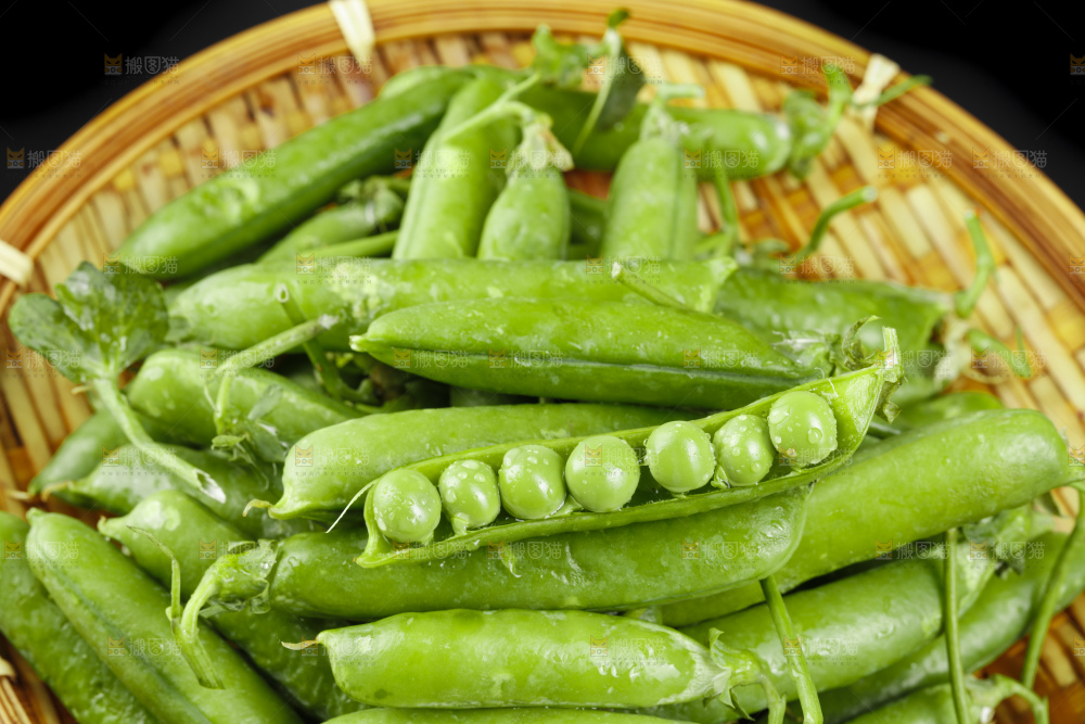 篮子里装着豌豆