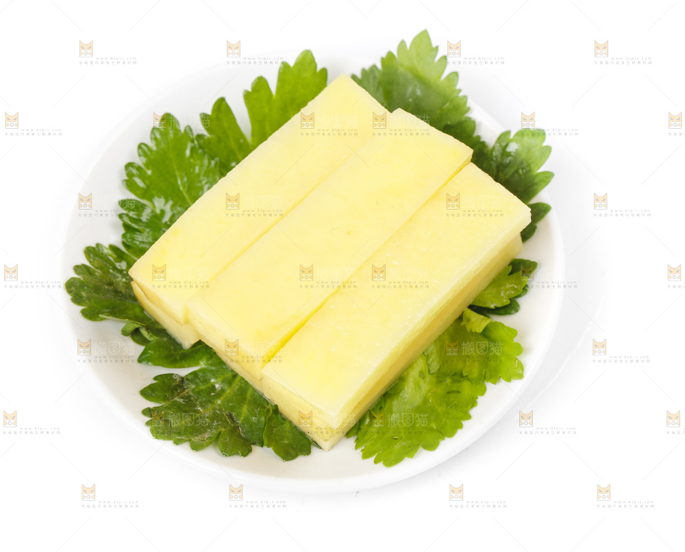 白底上的黄心土豆