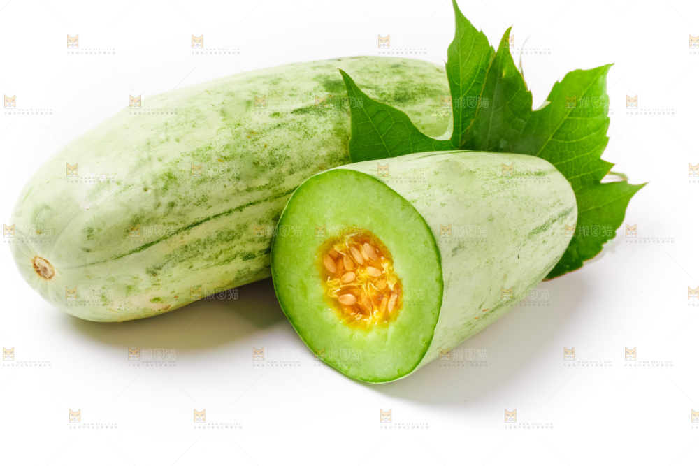 白底上放着新鲜羊角蜜