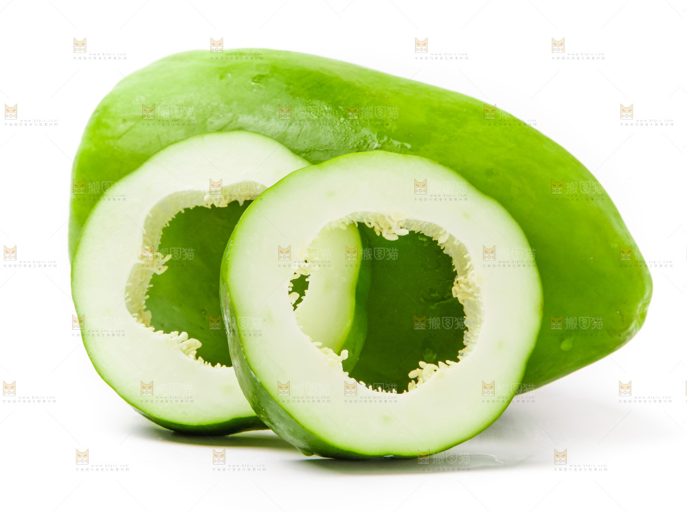 白底上摆放着青木瓜