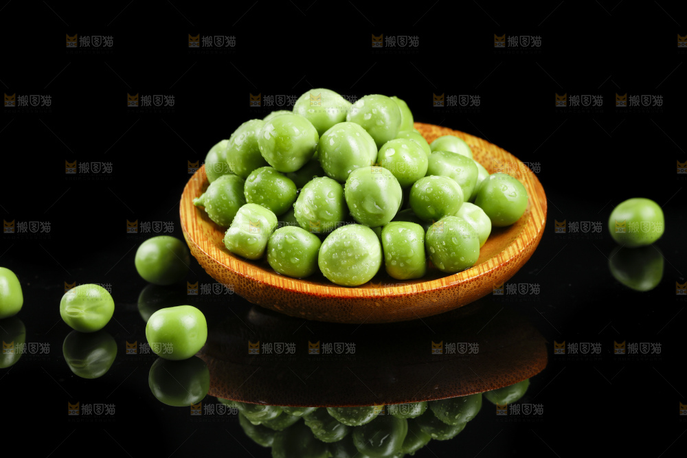 篮子里的新鲜豌豆