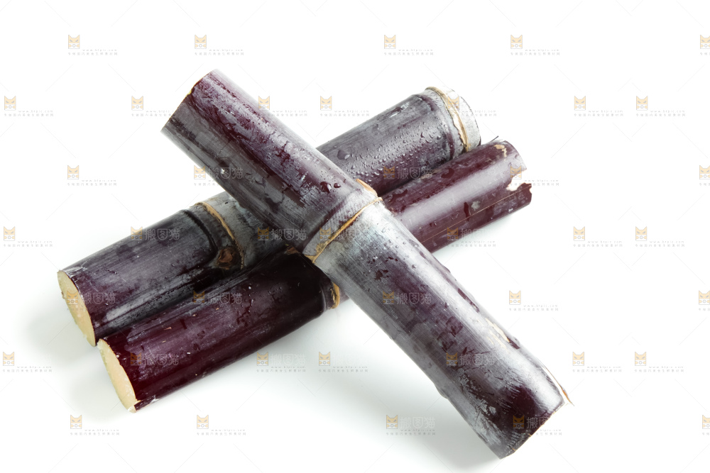 白底上放着甘蔗