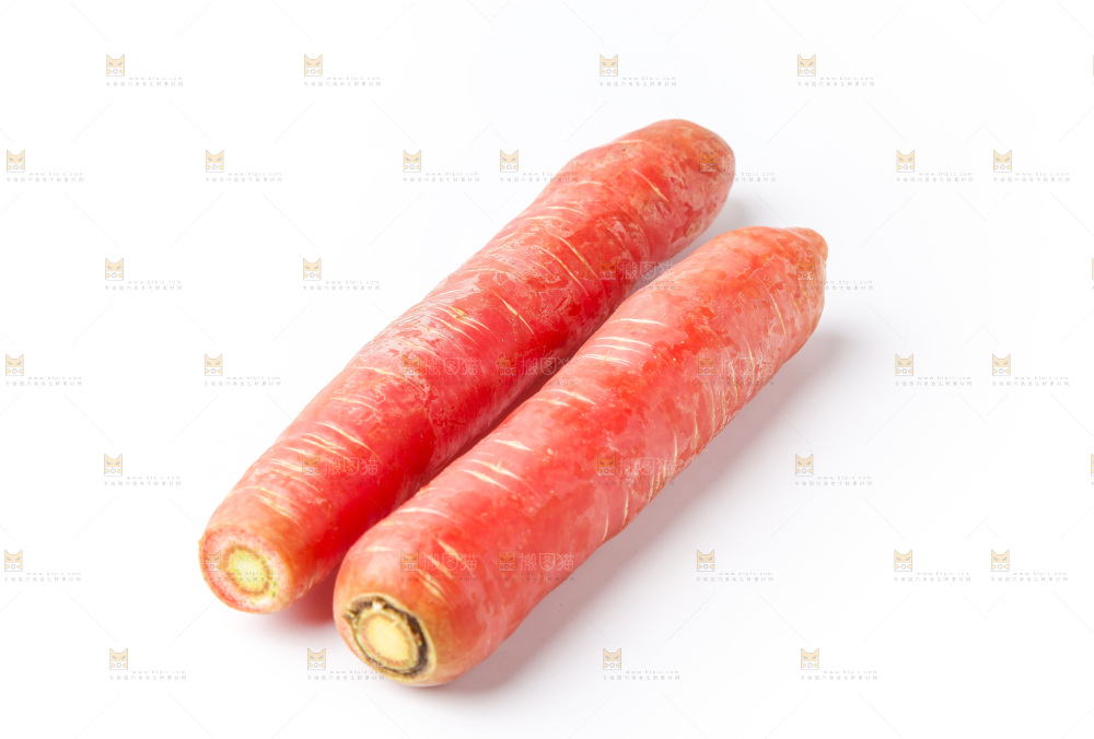 白底上的红胡萝卜