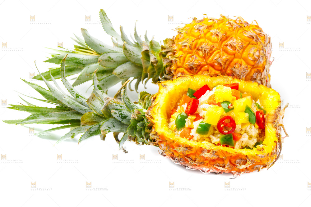 白底上的菠萝饭