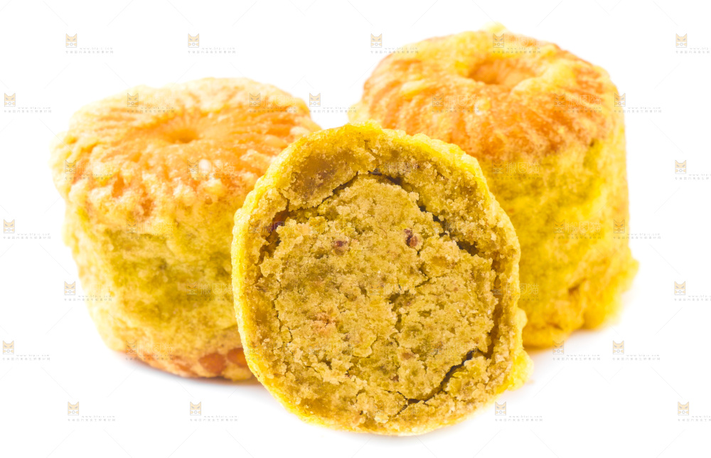 白底上的绿豆饼