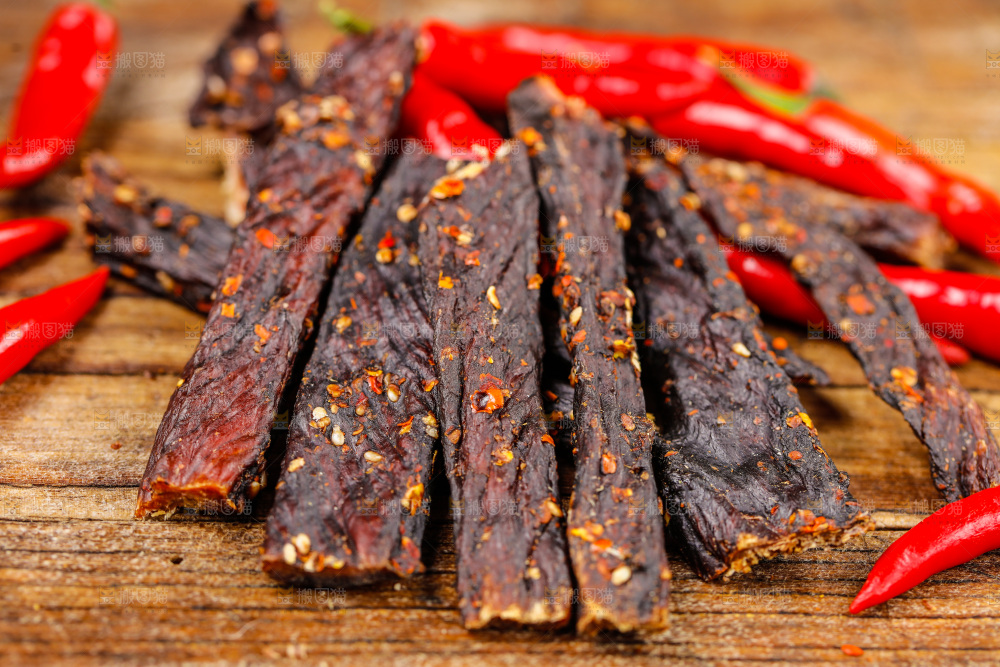 木底上的牛肉干