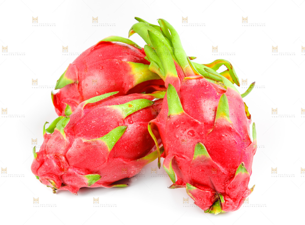 白心火龙果放在白底上