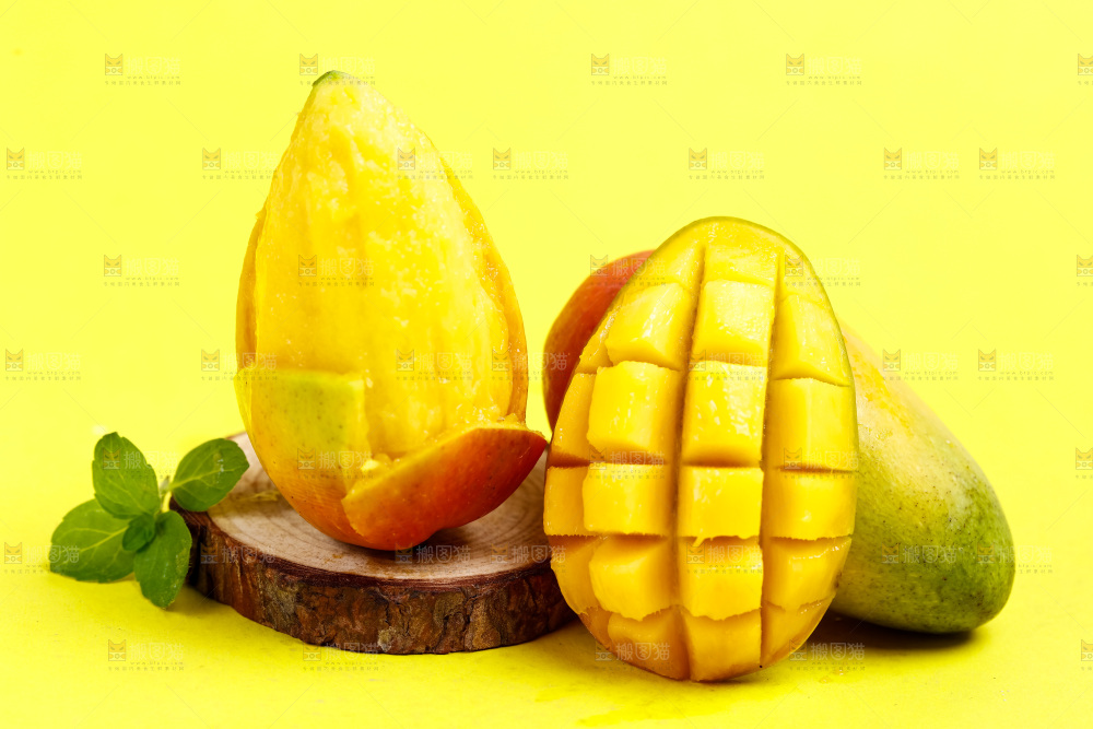 木板上放着海南贵妃芒