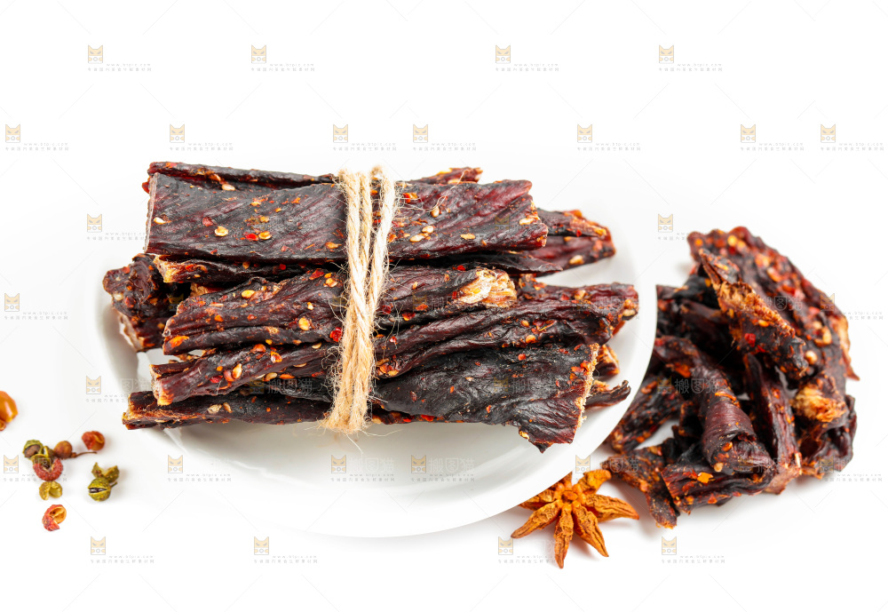 白底上的牛肉条