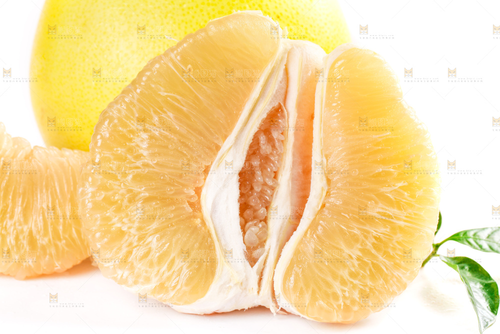 白底上的白肉蜜柚