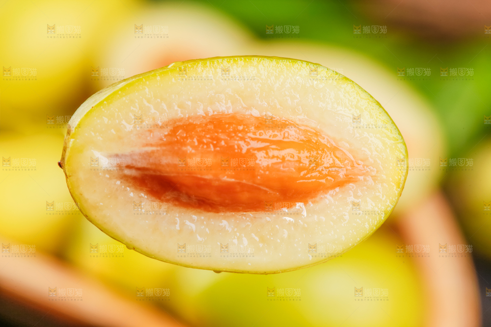 深底上的潮汕青橄榄