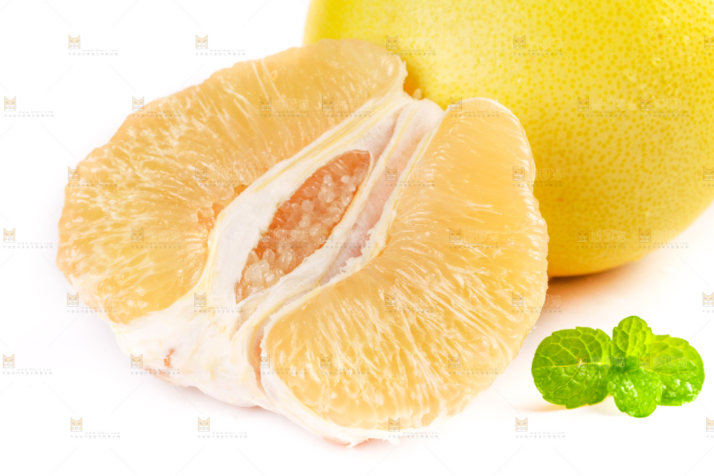 白底上的白心蜜柚