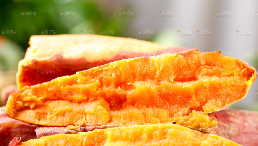 篮子上摆放着六鳌蜜薯