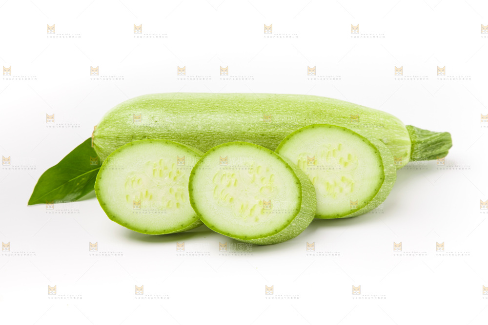 白底上放着西葫芦