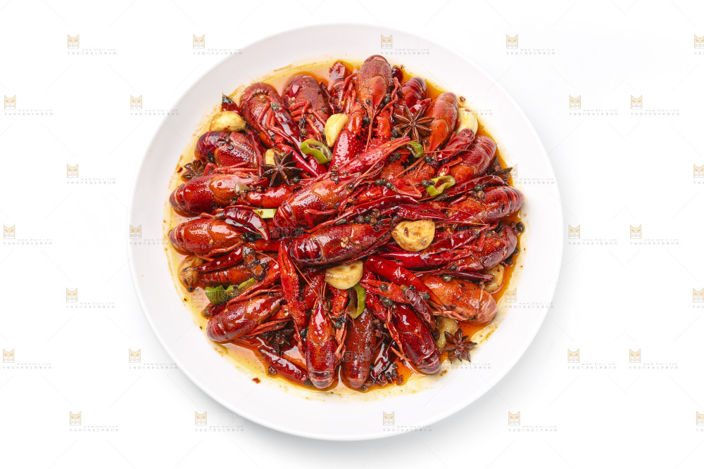 盘子里的麻辣小龙虾
