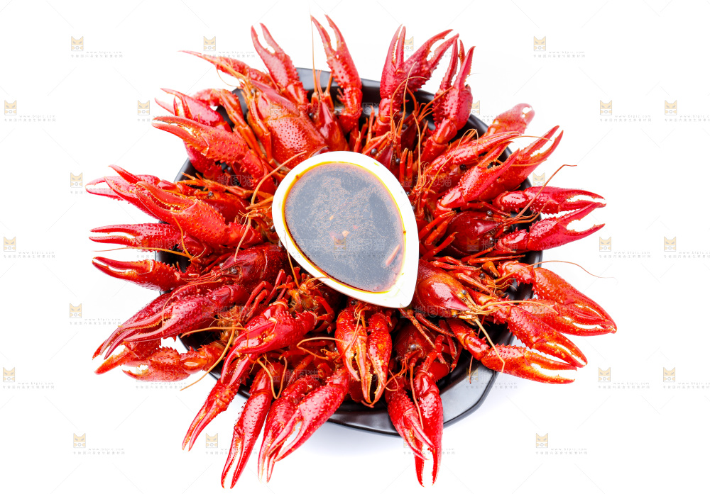 盘子里的清蒸小龙虾