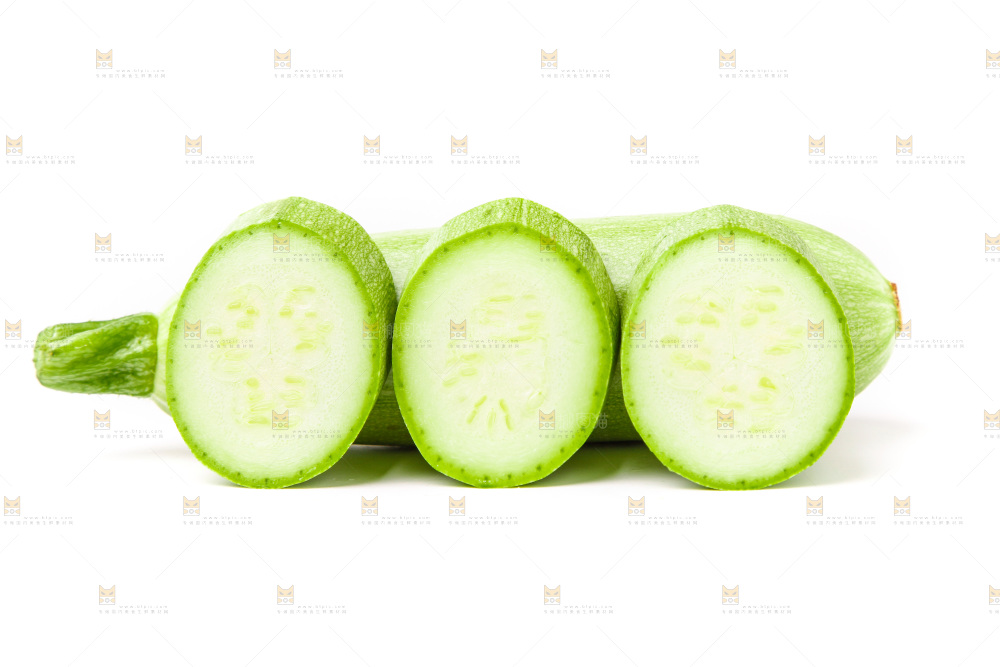 白底上放着西葫芦