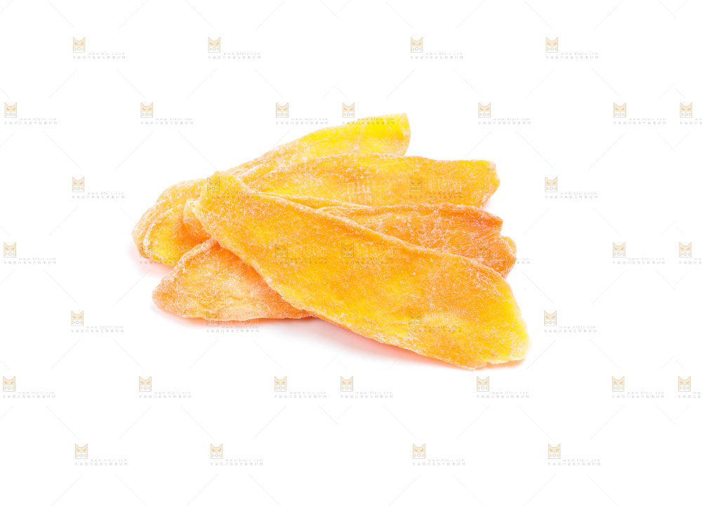 白底上放着芒果干片