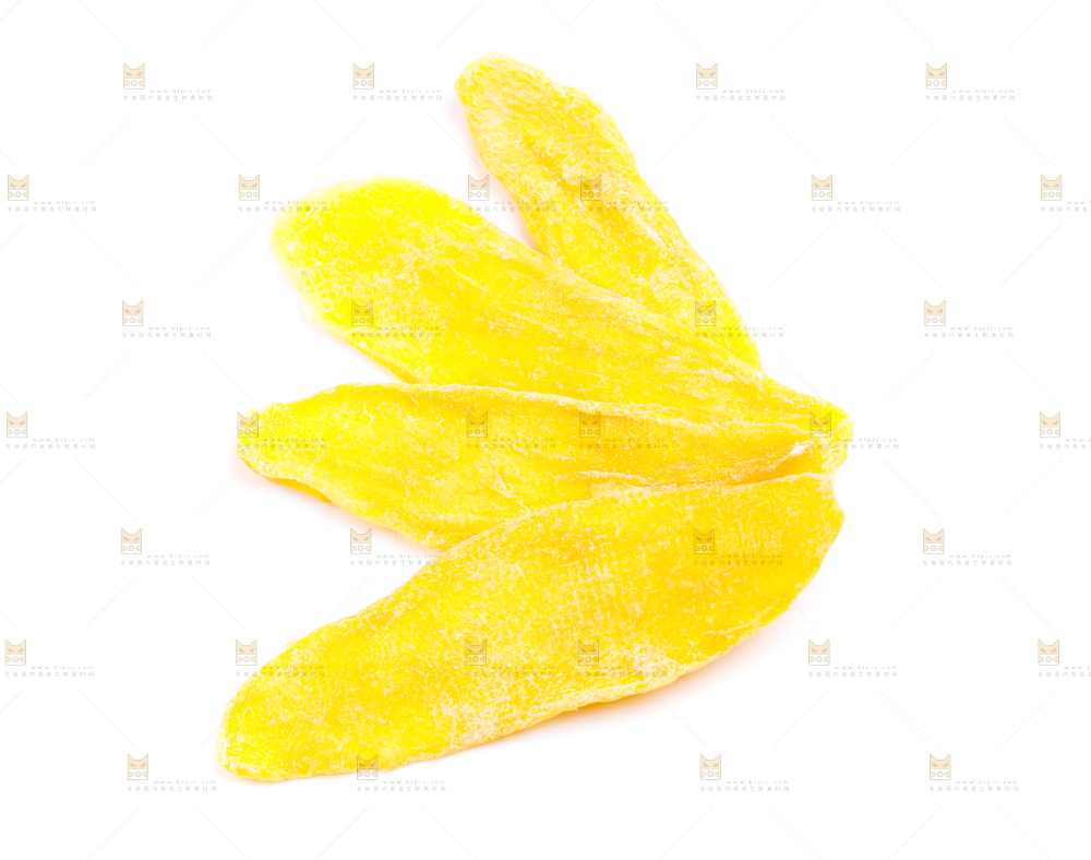 白底上放着芒果干片