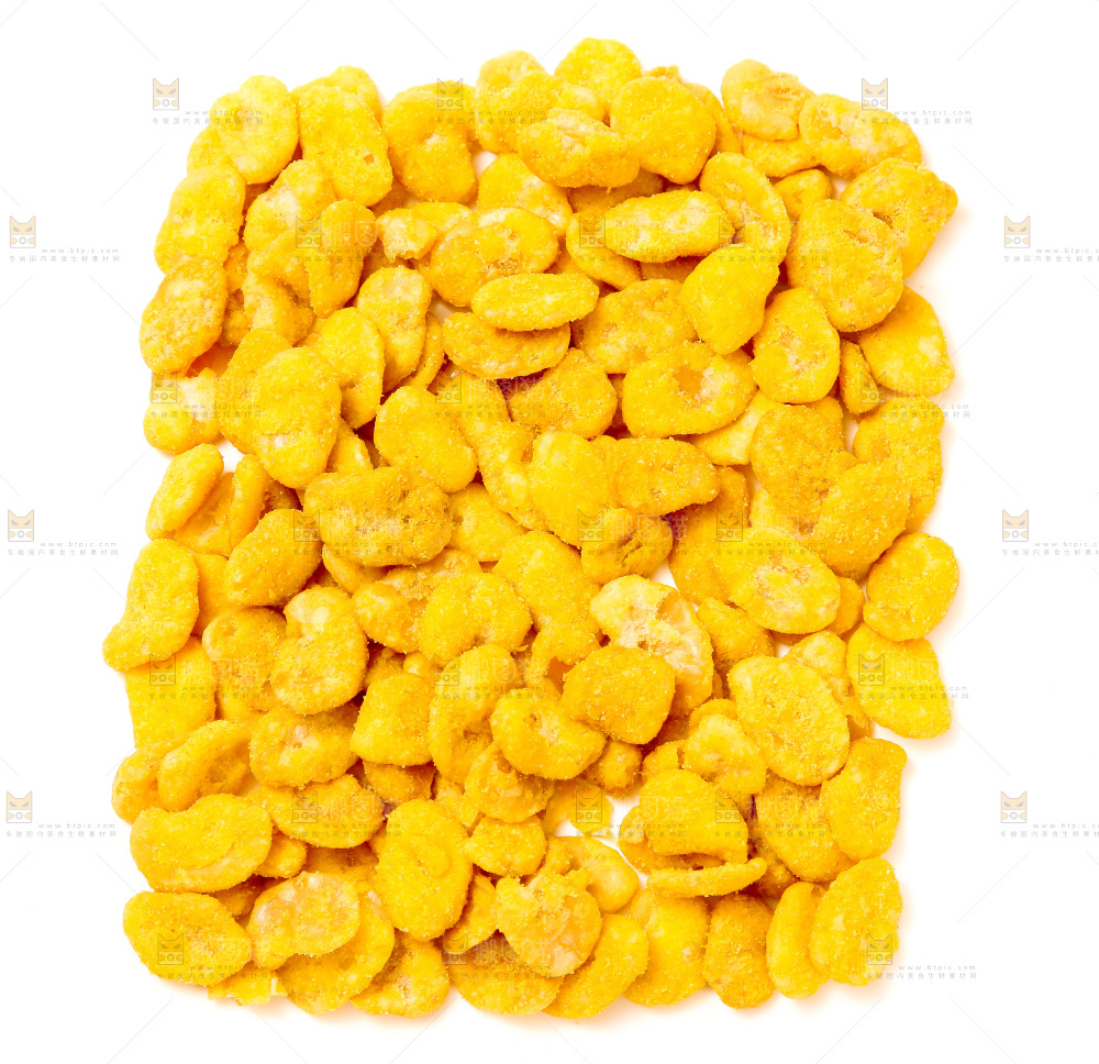 白底上放着蟹香蚕豆