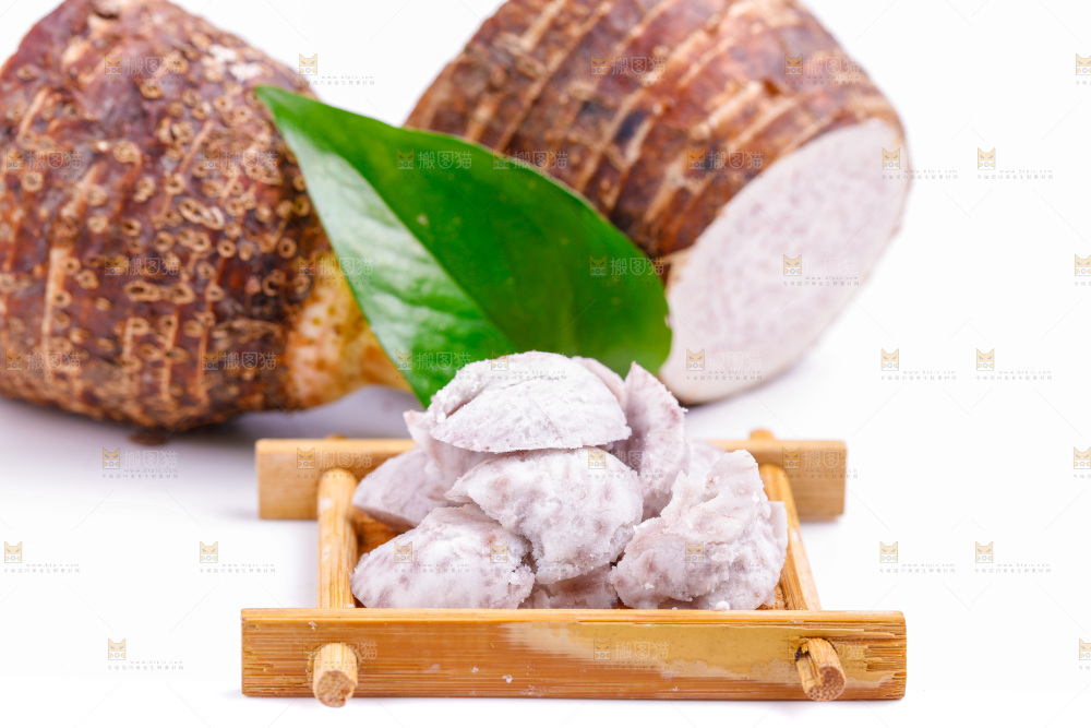白底上放着荔浦芋头果肉