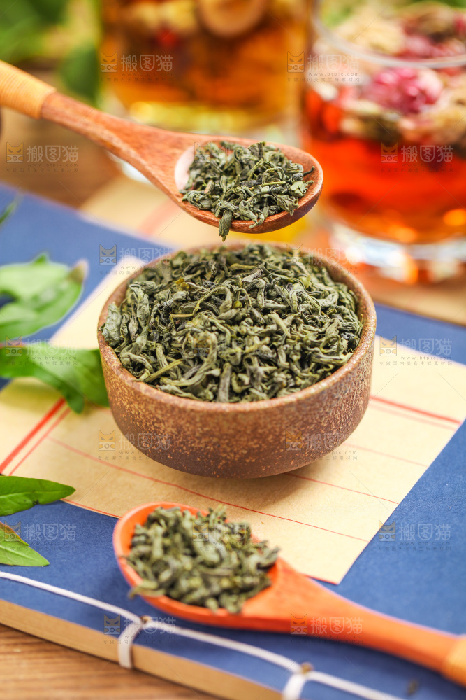 信纸上的一碗绿茶