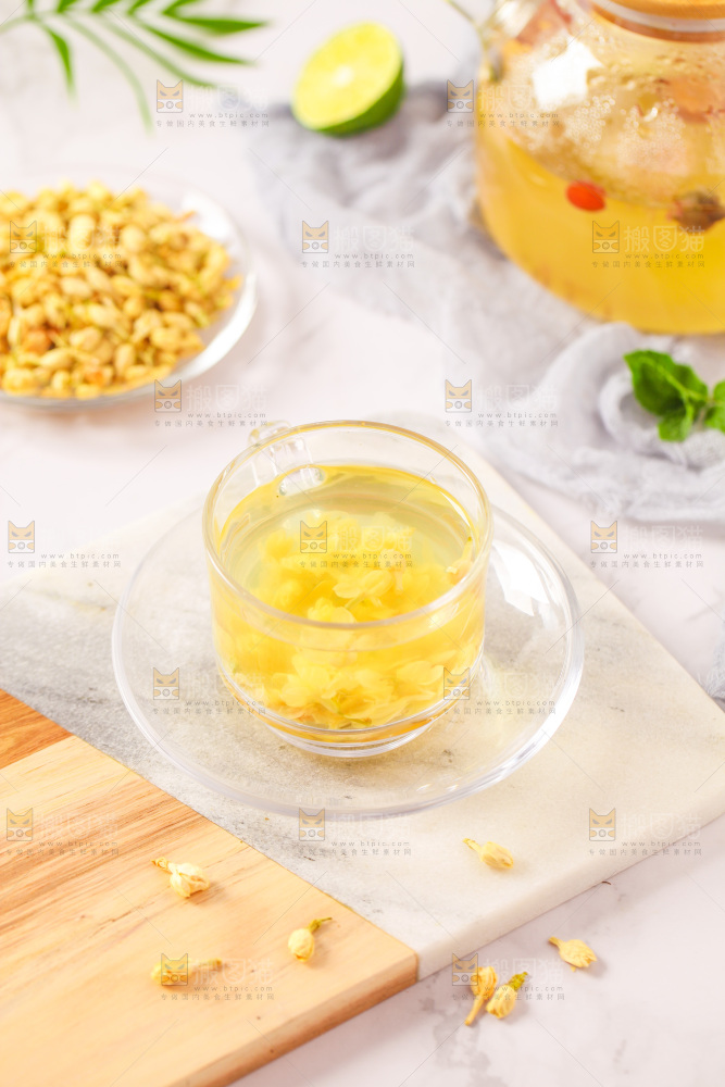 一杯茉莉花茶