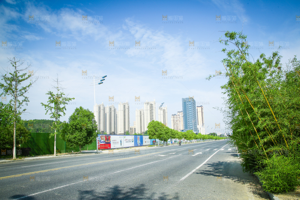 宽敞的道路