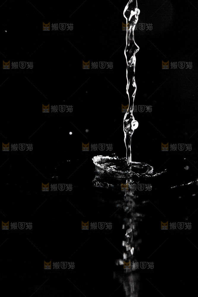 黑底上的水波纹