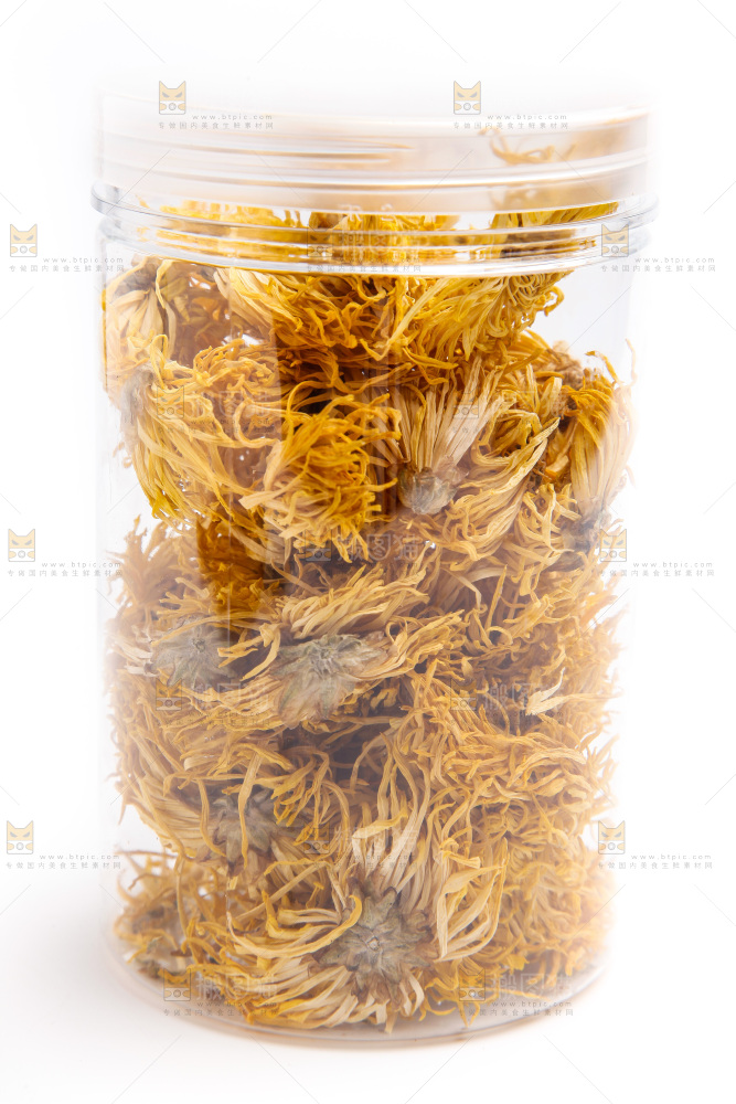 瓶子里装着金丝皇菊