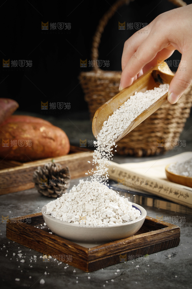 竹勺里的手工红薯淀粉