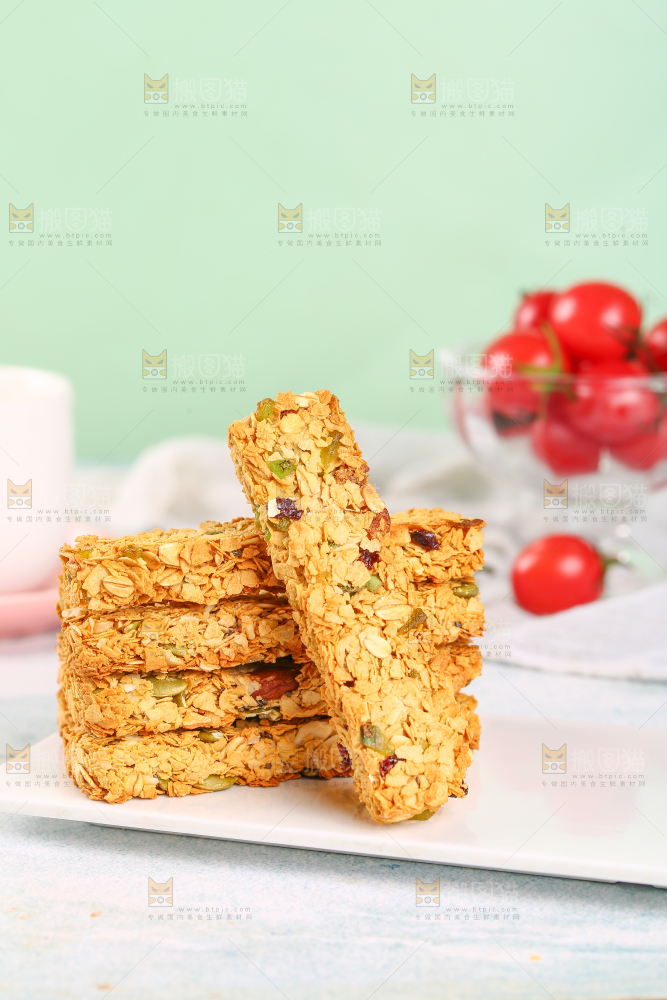 白底上的燕麦棒